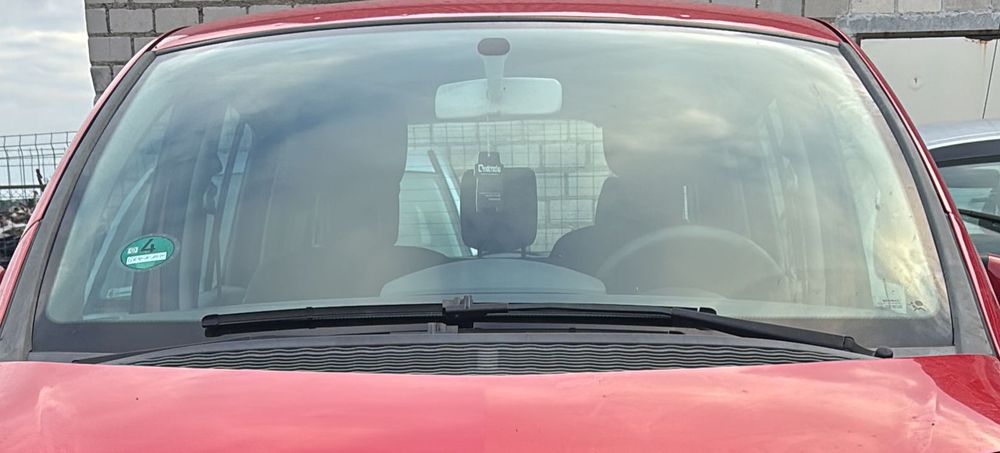 Szyba czołowa Renault Modus