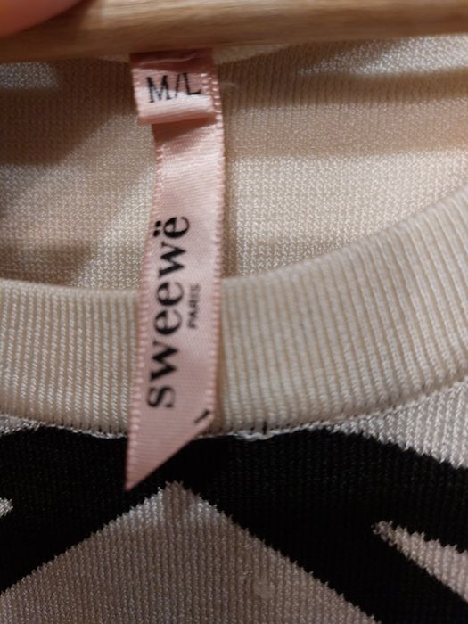 Przylegająca sukienka