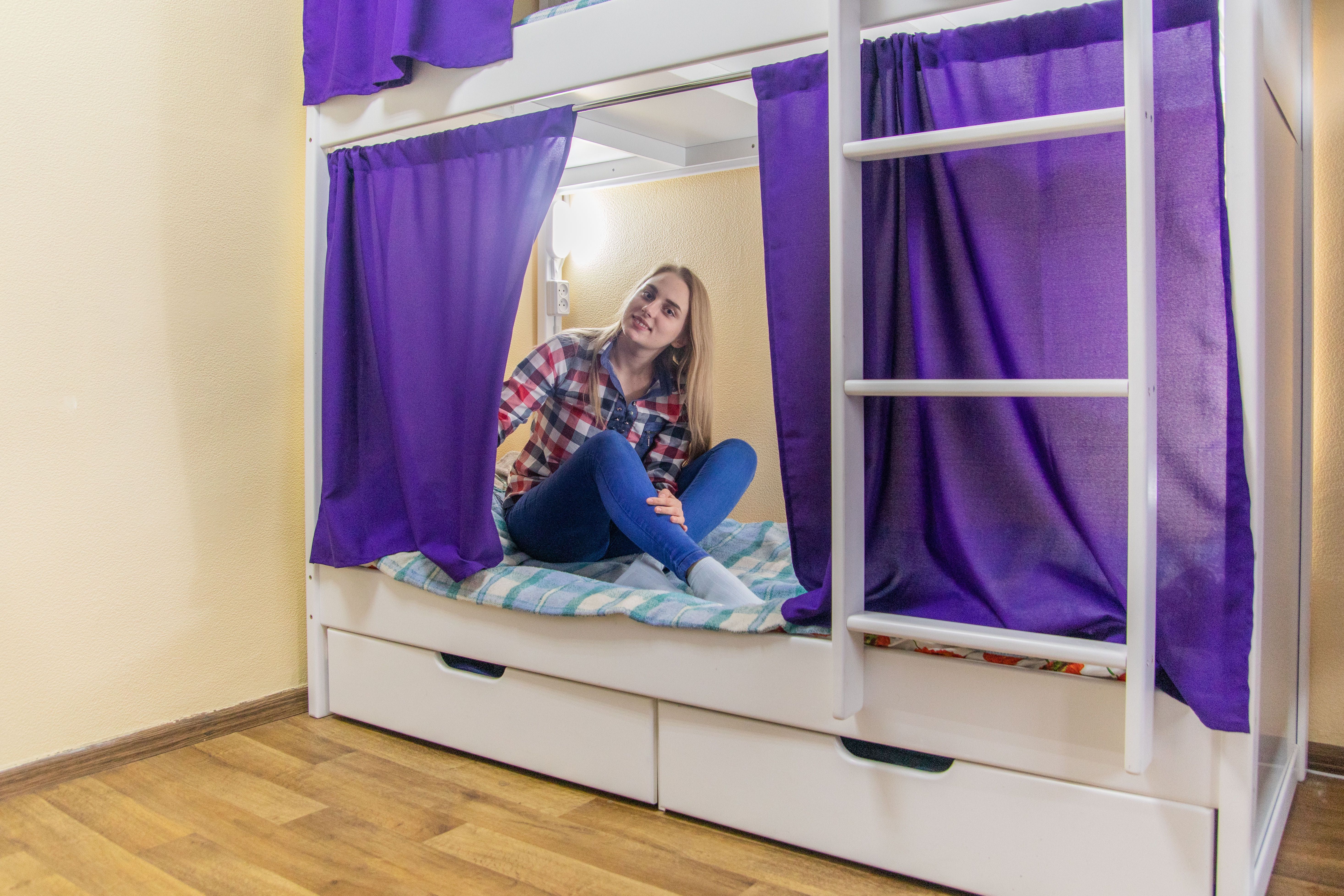 Жилье за 400 грн в неделю Киевская сеть хостелов и общежитий Весь Киев