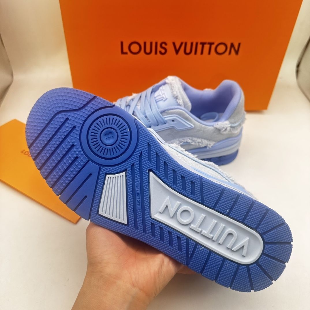 Кросівки Louis Vuitton