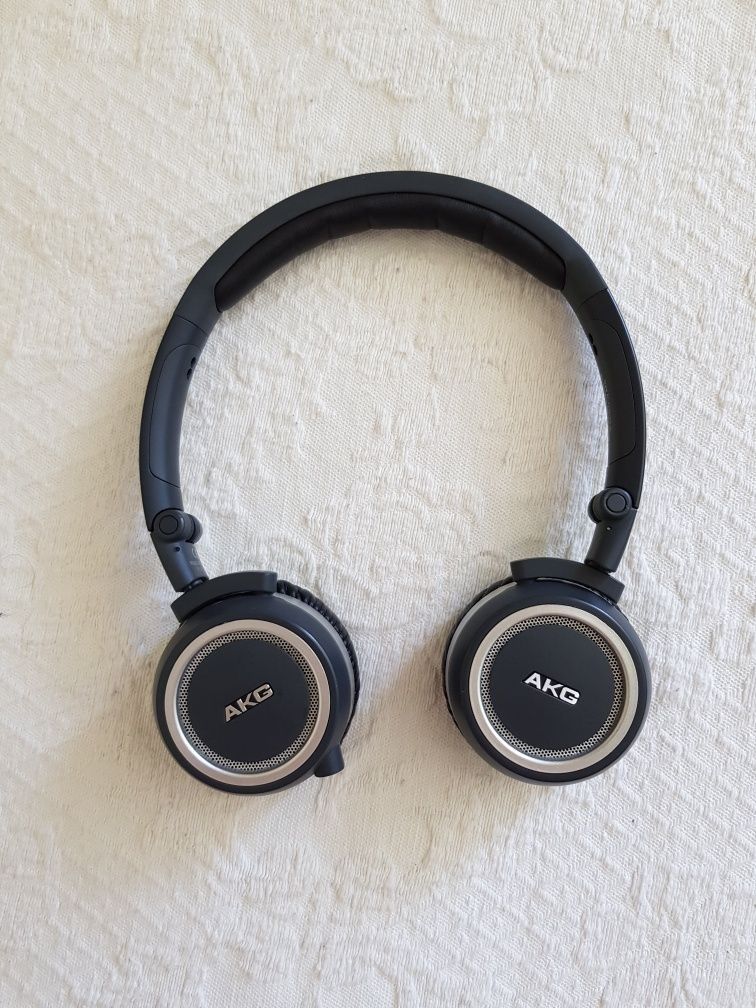 Headphones AKG K450 Over-the-Ear Premium Foldable Mini Ear-Cup c/ Bols