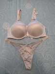 Komplet Victoria's Secret 75C biustonosz M stringi bialy