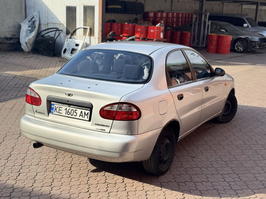 Продам Ланос 1,6 с кондиционером.