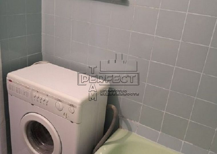 Продаж 3к квартири Полярна 8г / Полярная 8г