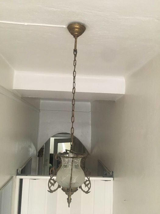 Candeeiro antigo de teto (lanterna)