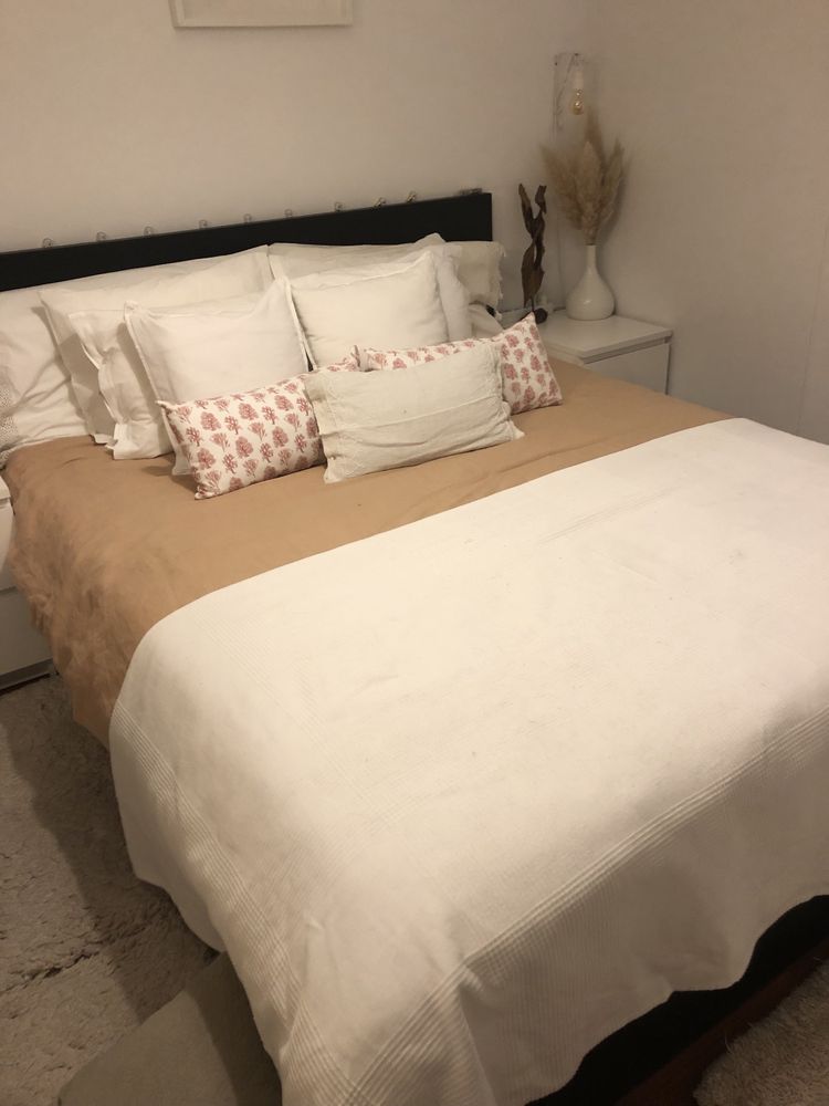 Cama com arrumacao