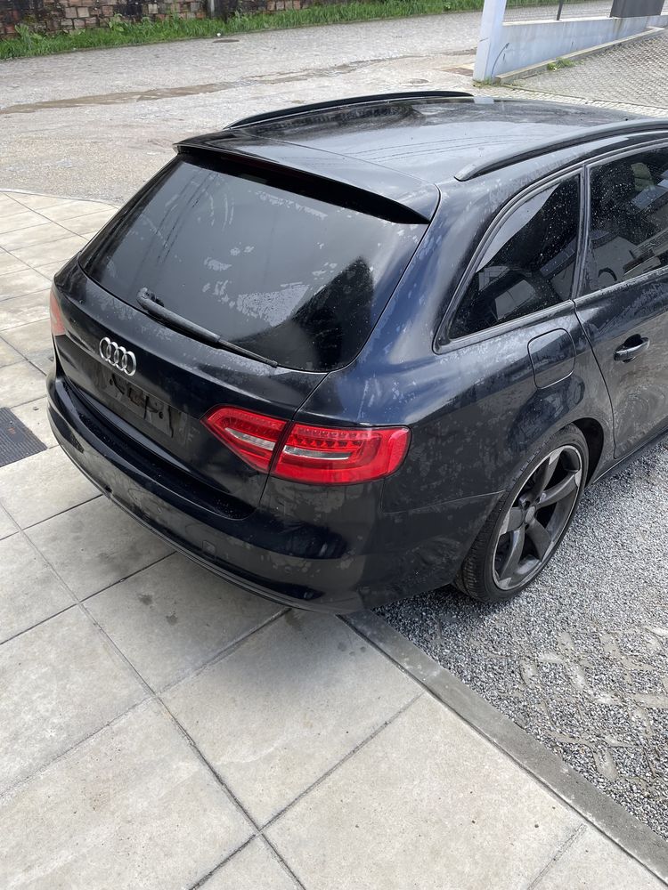 Audi A4 B8.5 avant S-Line 2.0 TDI para peças