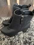 Buty damskie botki