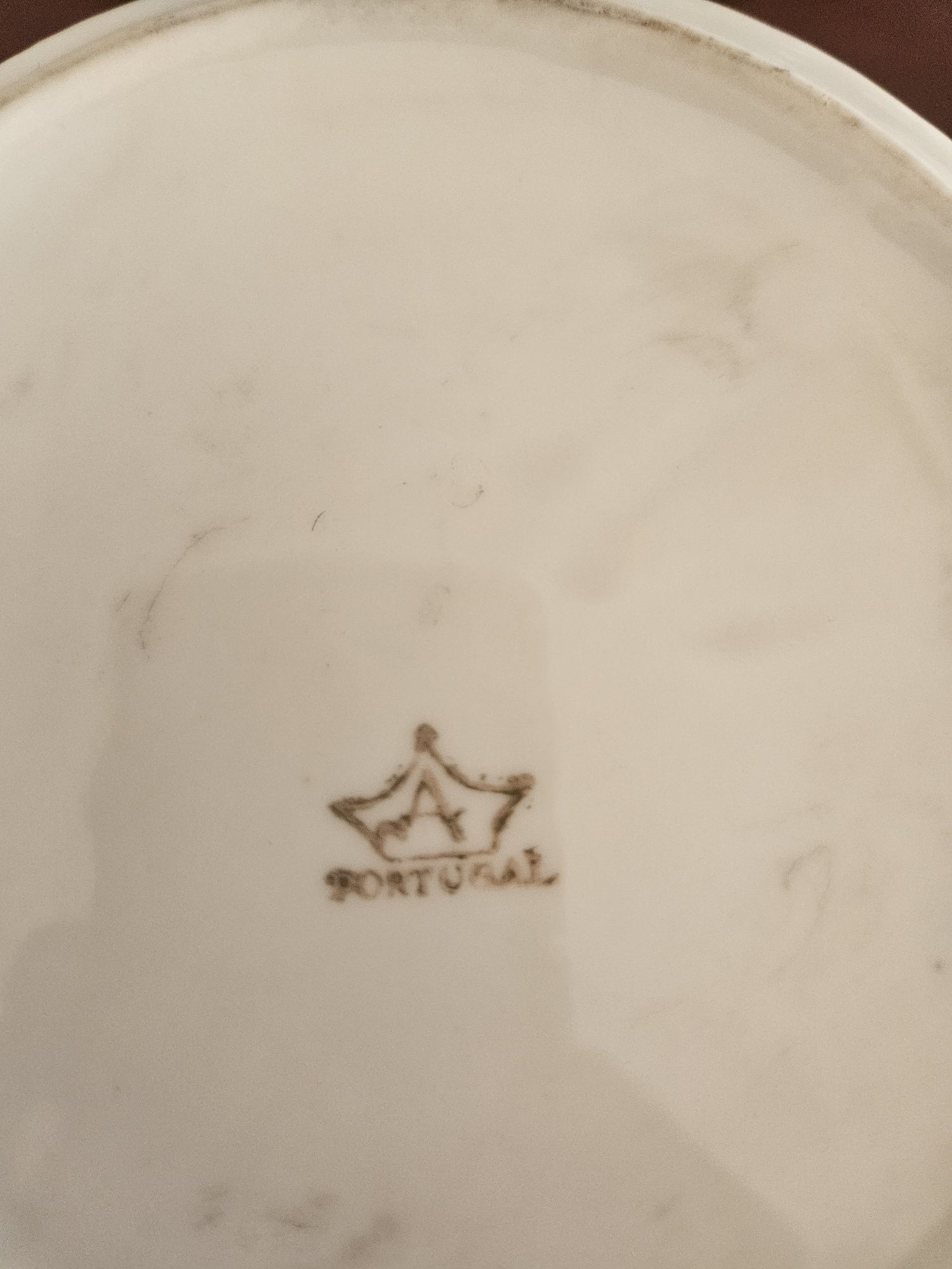Potes em porcelana