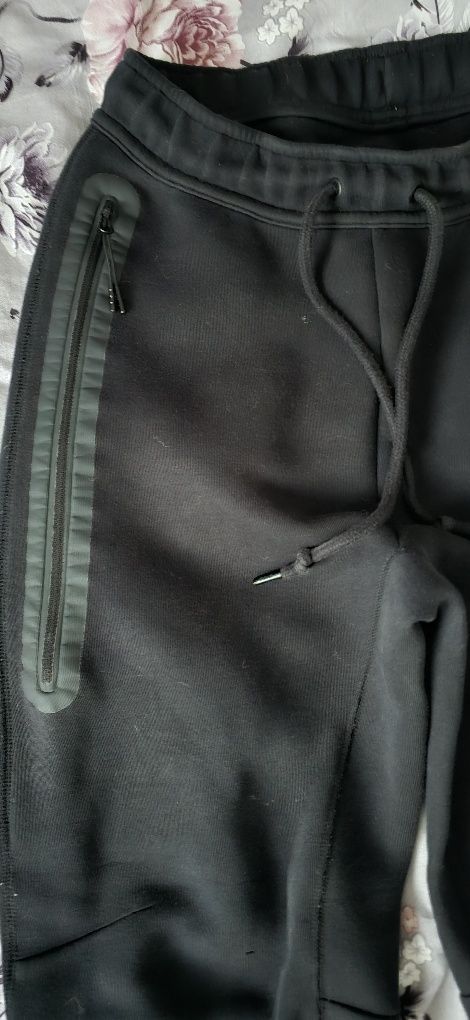Spodnie Nike Tech Fleece rozm. S