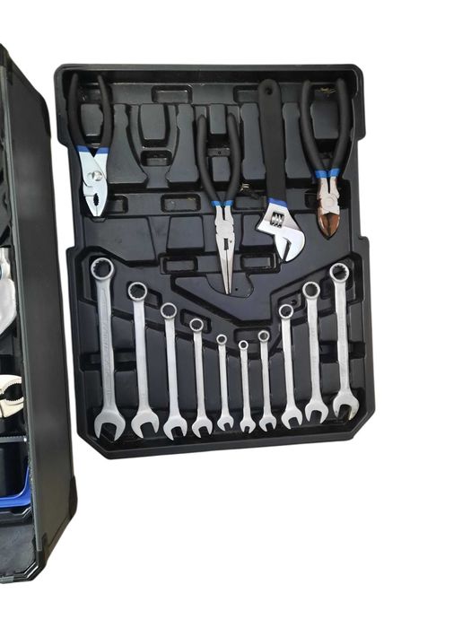 Walizka narzędziowa na kółkach