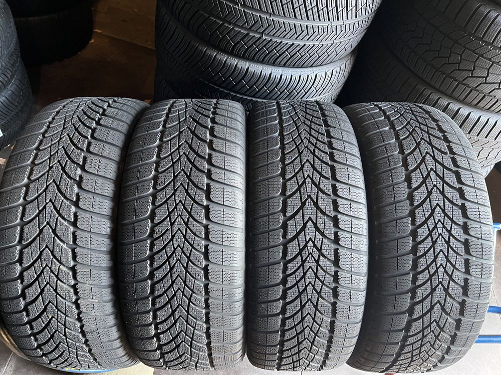 245/50/18 R18 Dunlop SP Winter Sport 4D 4шт новые зима