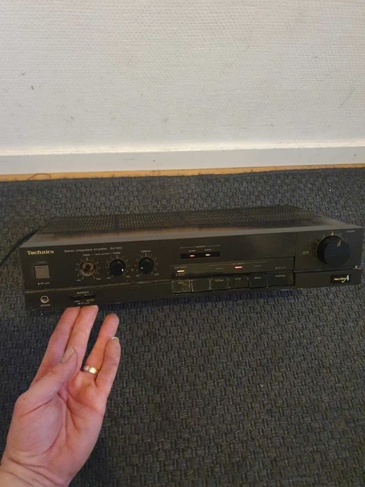 Profesjonalny Amplituner Technics SU500 w pelni sprawny