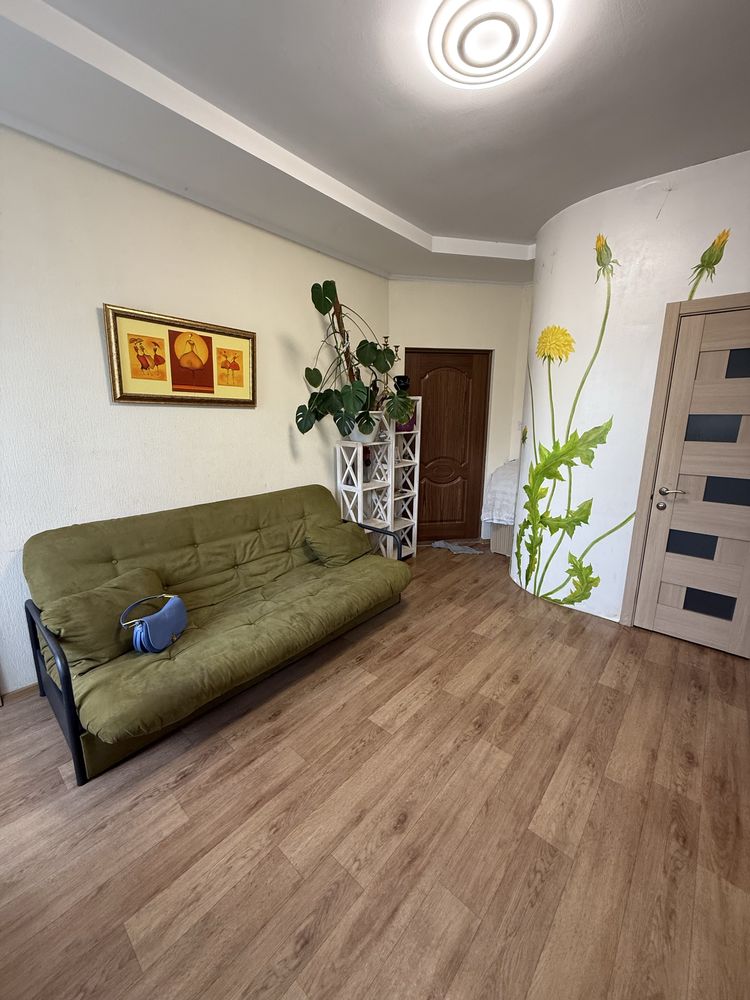 Продам квартиру , проспект Героев Харькова, 46