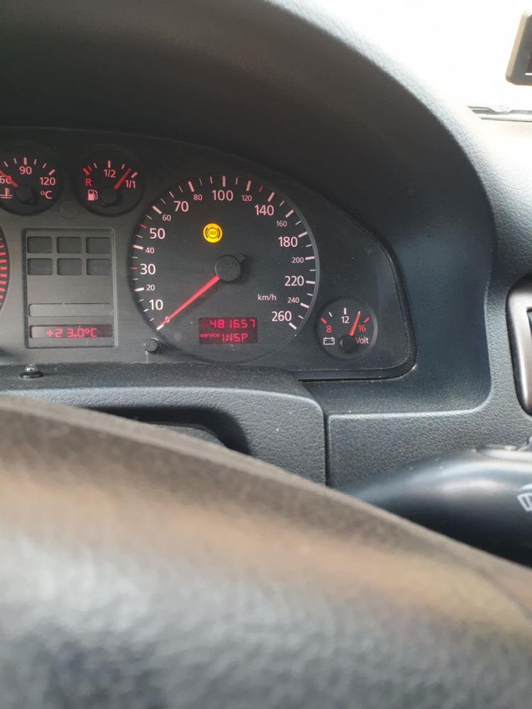 Audi A6 1.9 TD1 rok produkcji 1999