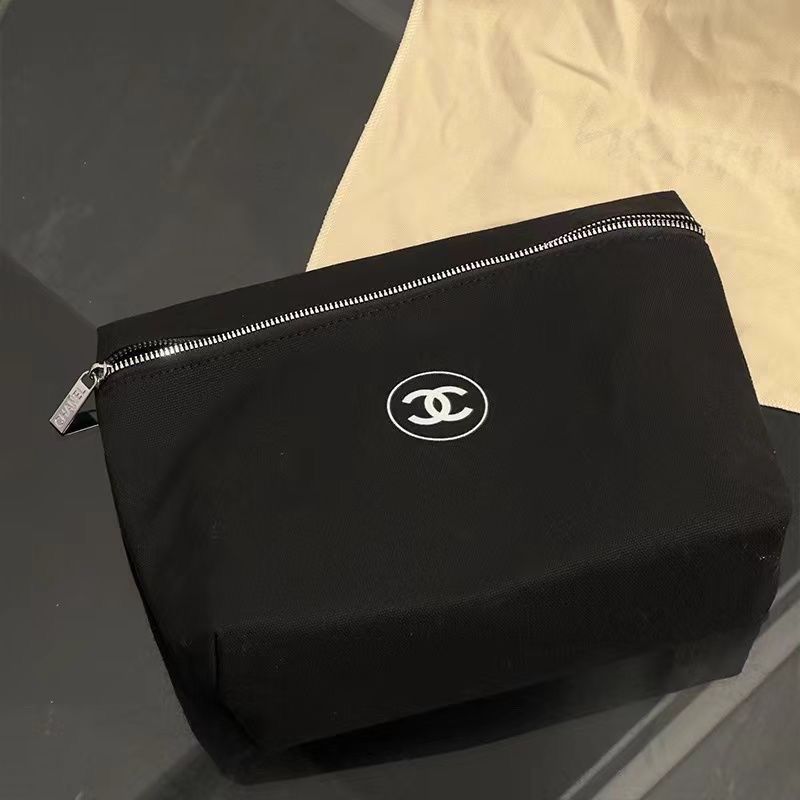 Косметичка від оригінального бренду Chane!