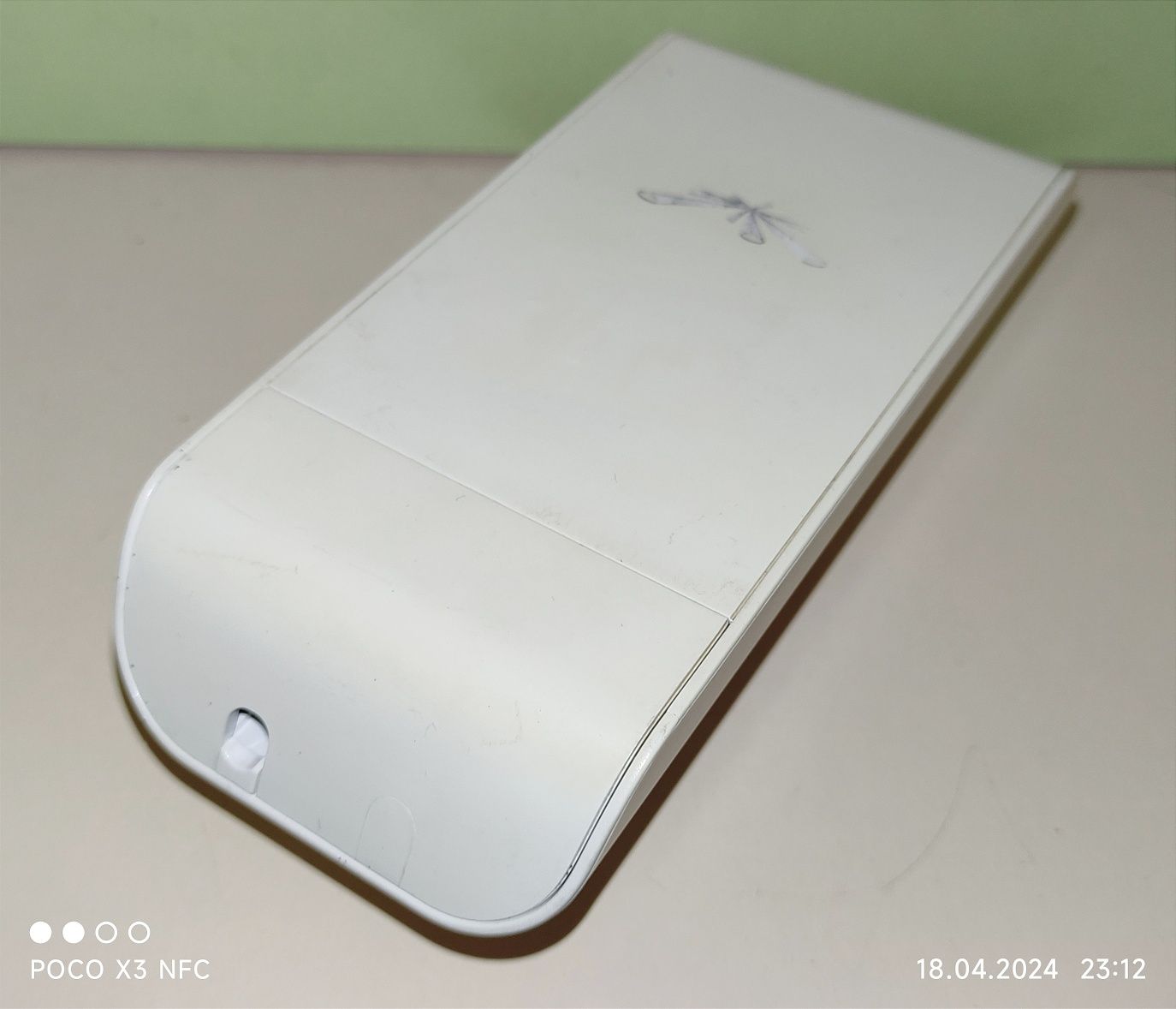 Точка доступу Wi-Fi Ubiquiti LOCO M5 5 ГГц + БП