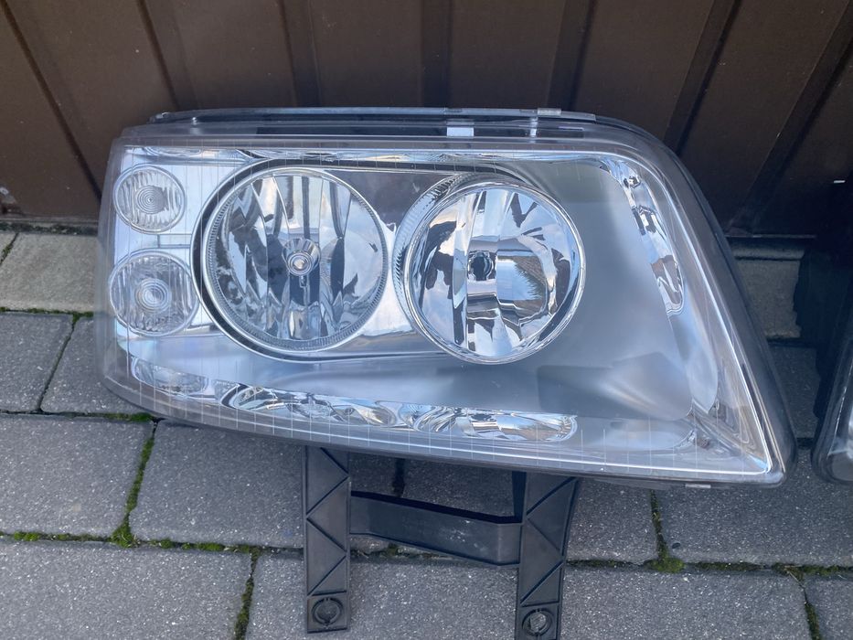 Lampy przednie volkswagen t5