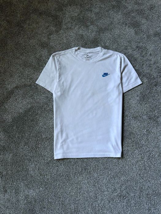 Футболка Nike Tee з логотипом/Нові колекції/Оригінал/