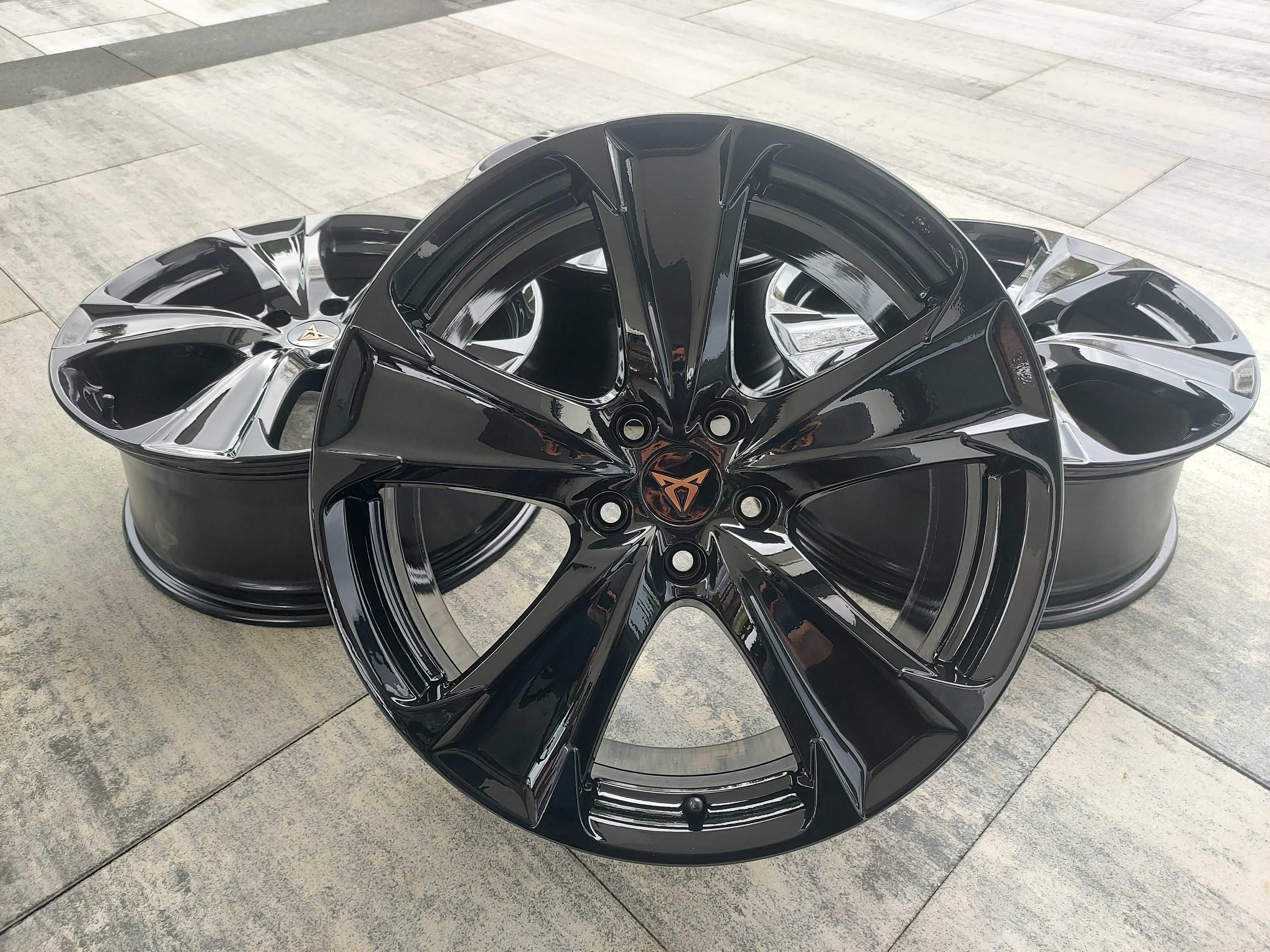 Felgi  oryginalne CUPRA LEON IV 5FA 8X19 ET 49