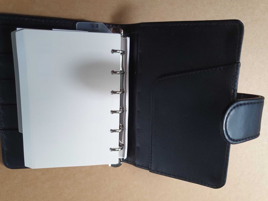 Czarny zapinany organizer Herlitz, nowy