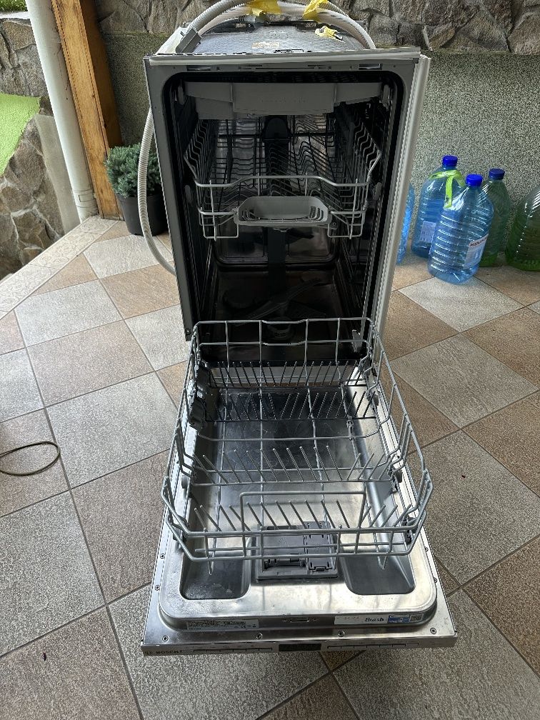 Посудомийна машина Bosch Silence Plus 45см,як нова