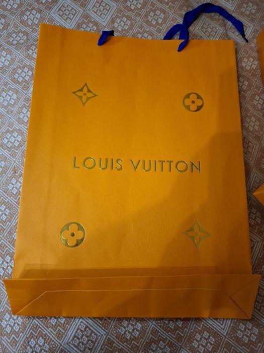 Прдарочная коробка с пакетом LOUIS VUITTON