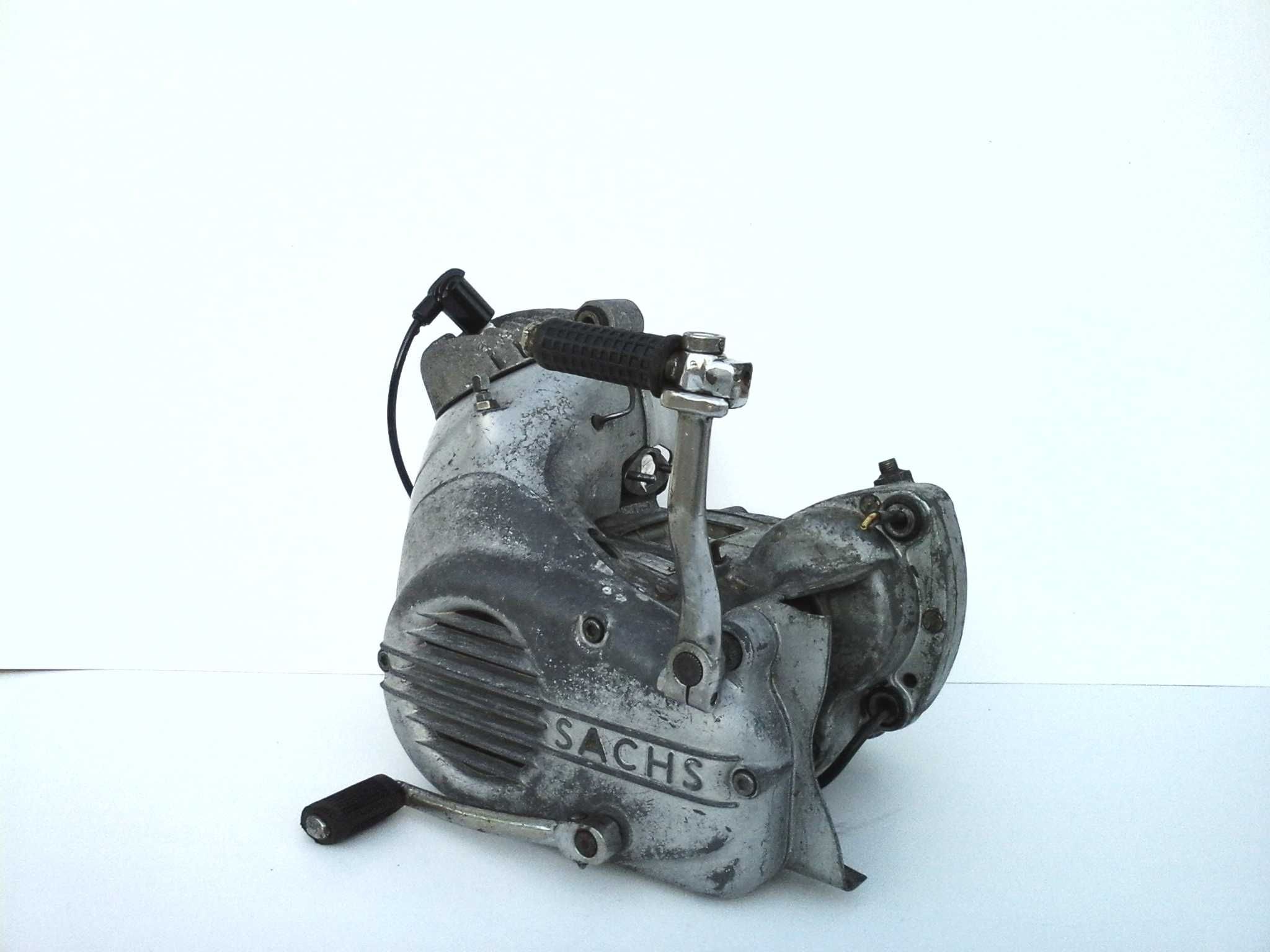 Motor SACHS 4 velocidades em estado razoavel