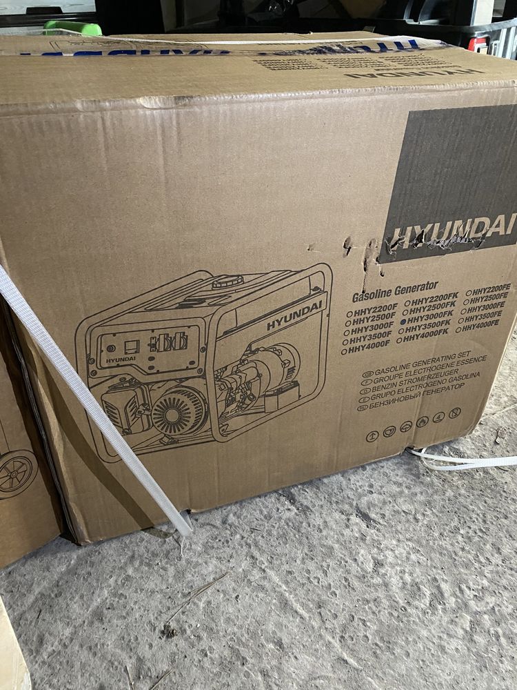 Генератор бензиновий Hyundai HHY3000F 3 кВт новий