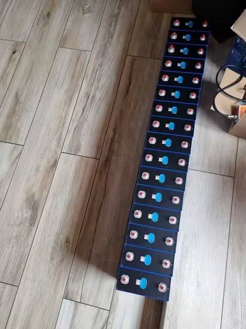 Ogniwo LiFePo4 EVE LF280k,