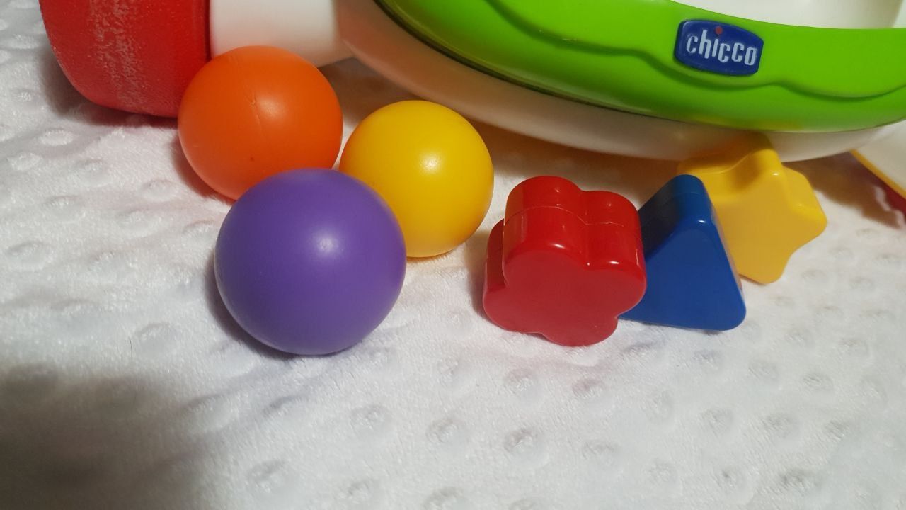 Ходунки ( толокар) Chicco