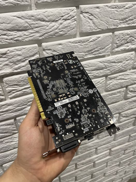 RTX 1050ti Gigabyte 4gb