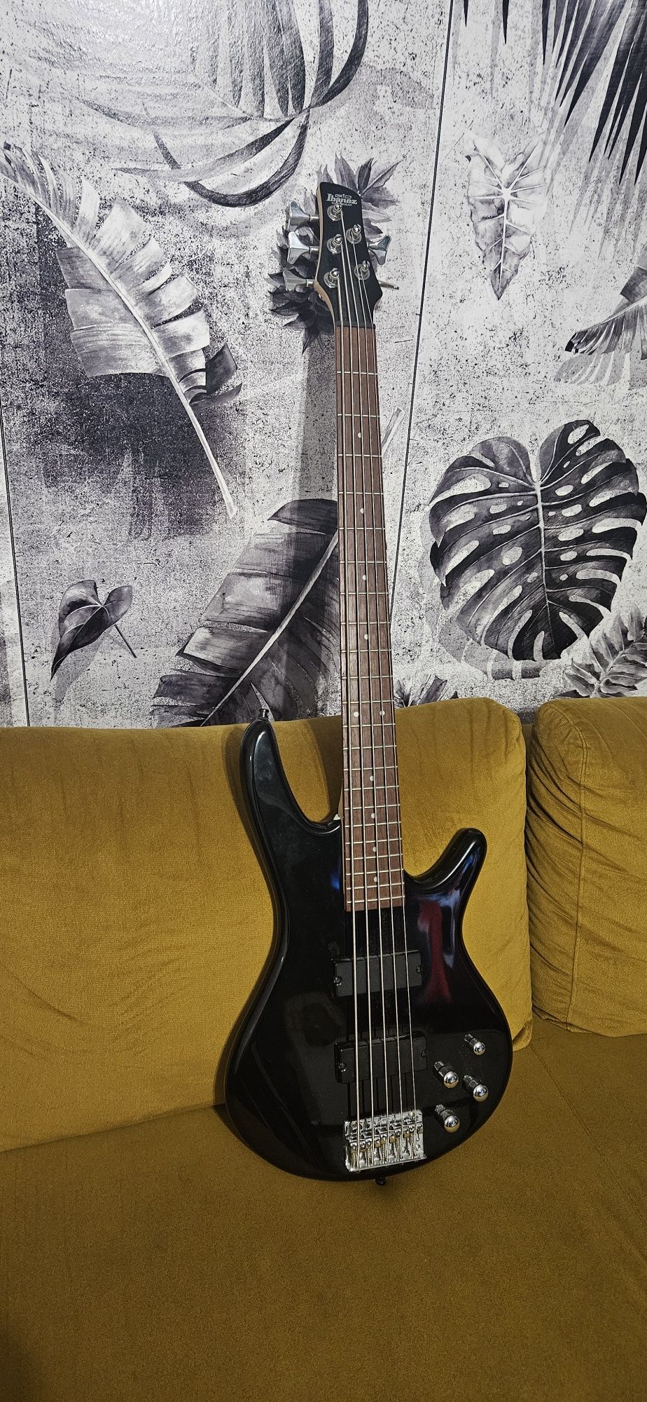 Ibanez GSR205 BK gitara basowa 5 str
