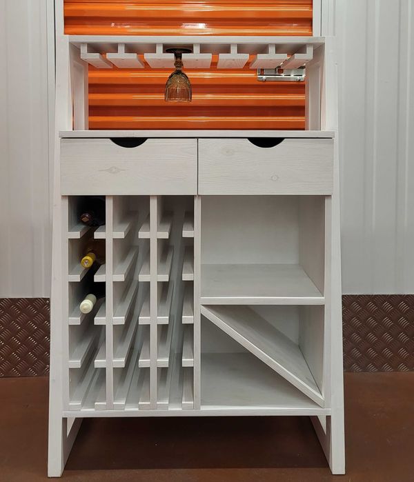 Szafka na Wino / Barek