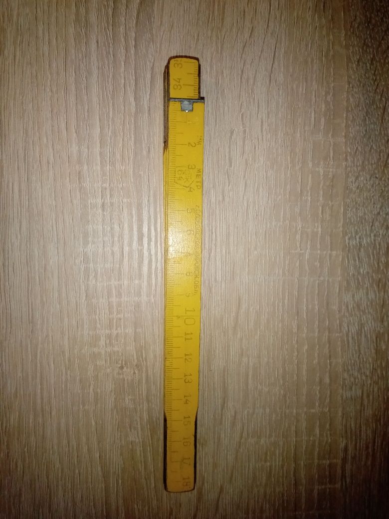 Метр измерительный складной длиной 1 метр