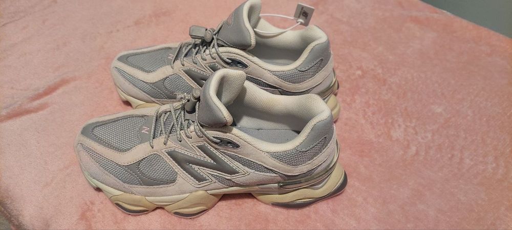 NY Balance u9060gm