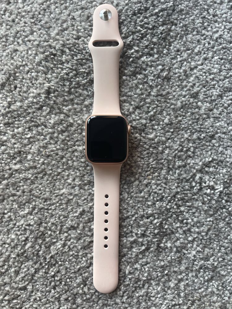 Apple watch se novo