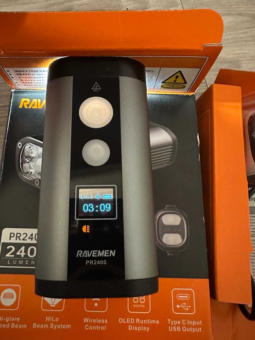 Світло, велофара, ліхтарі Ravemen PR2400 PR1400 K1800 CR1000