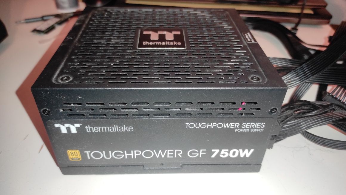 Zasilacz Thermaltake Toughpower GF 750W 80 Plus Gold