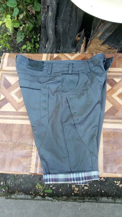 Продам бриджи шорти отличние  класние модние не дорого