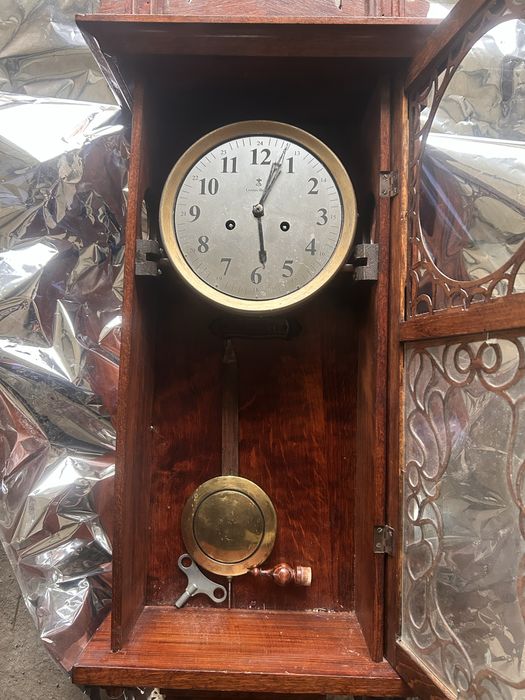 Stary zegar na ściane