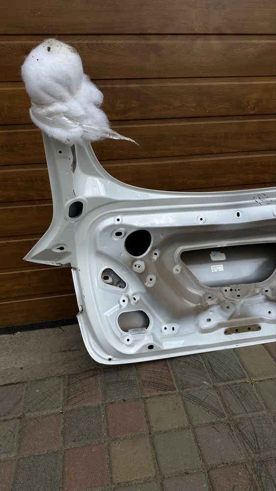 Кришка багажника , ляда tesla model 3 rest ev2025