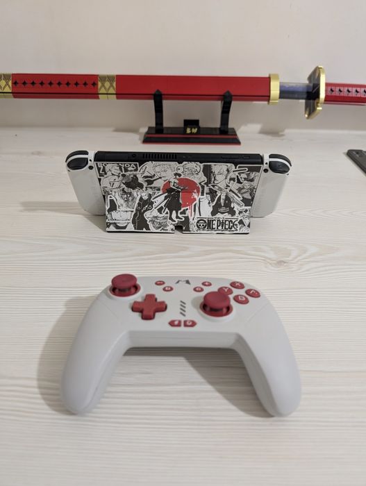 ЭКСКЛЮЗИВ: Кастомный Nintendo Switch OLED (На Гарантии до 2025!) + Акк