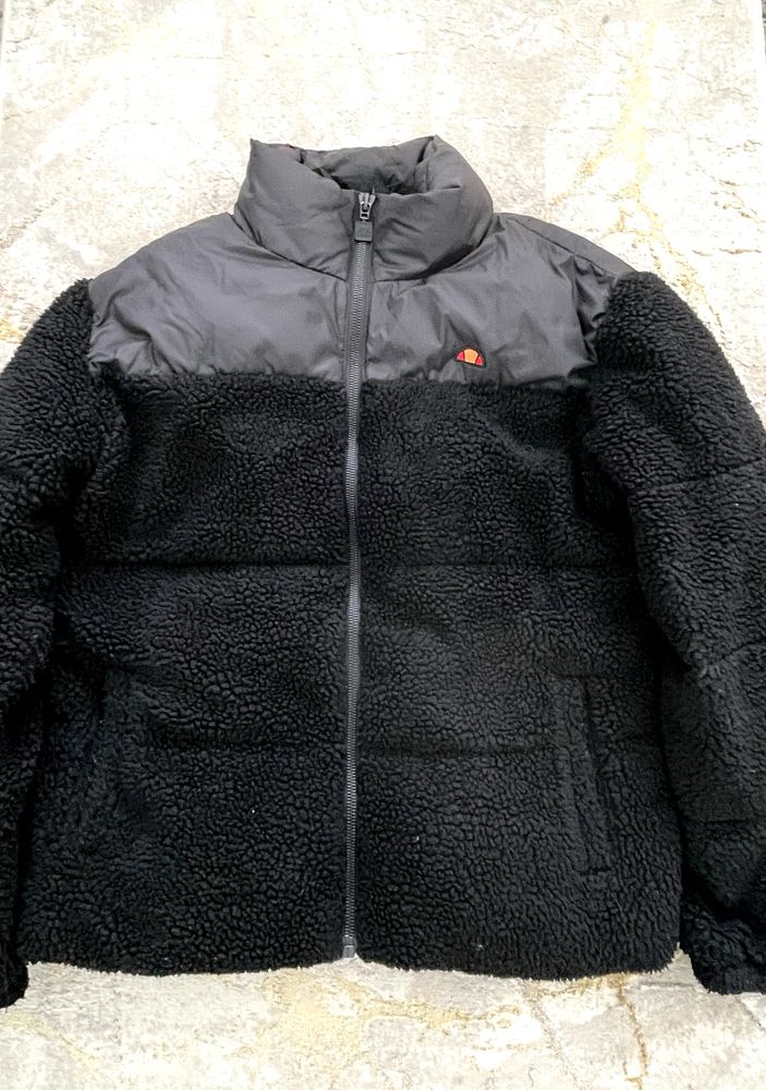 Casaco Ellesse Preto Teddy/ Puffer (novo)