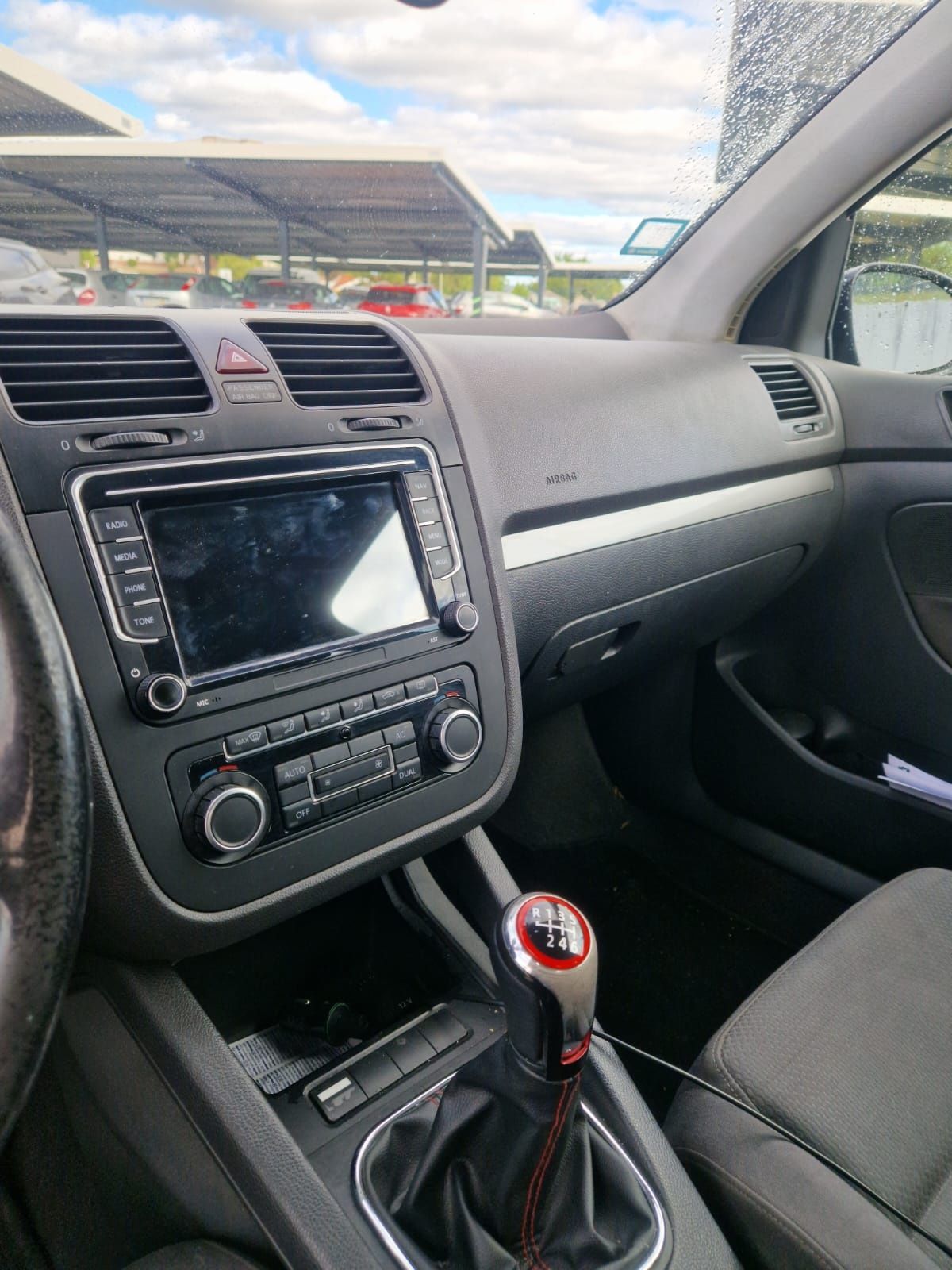 Golf V 2.0 140 BKD