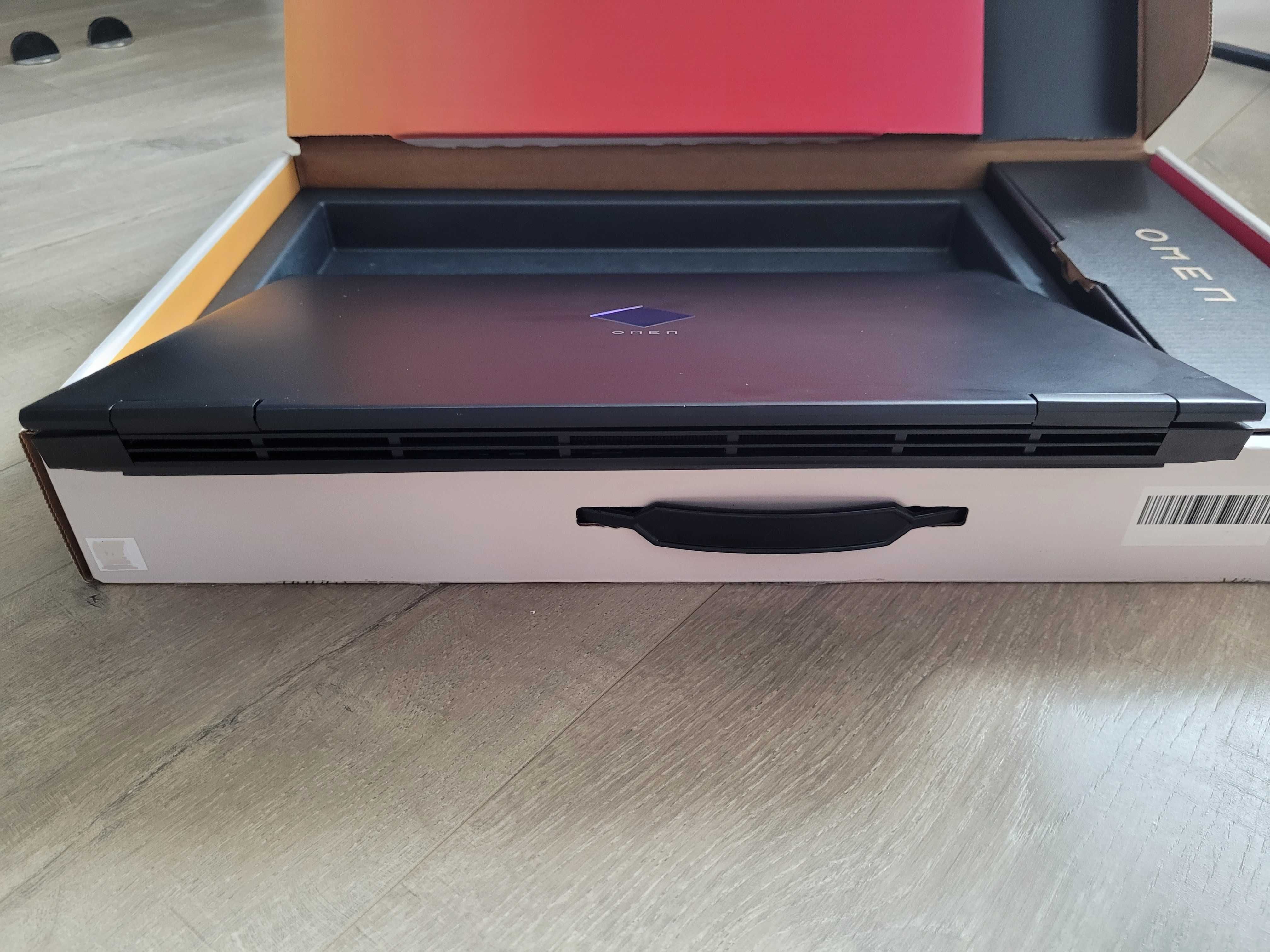 Laptop HP Omen 15,6'', 144Hz, Intel i5-10300H, 16GB RAM, SSD, RTX2060
