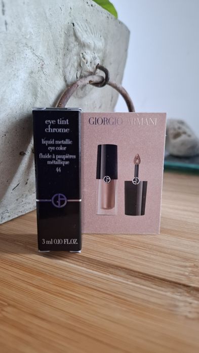 Giorgio Armani tint do powiek rose Gold 44