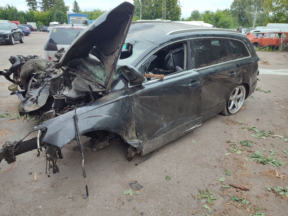 Продам Audi Q7 3.0TDI пiсля дтп
