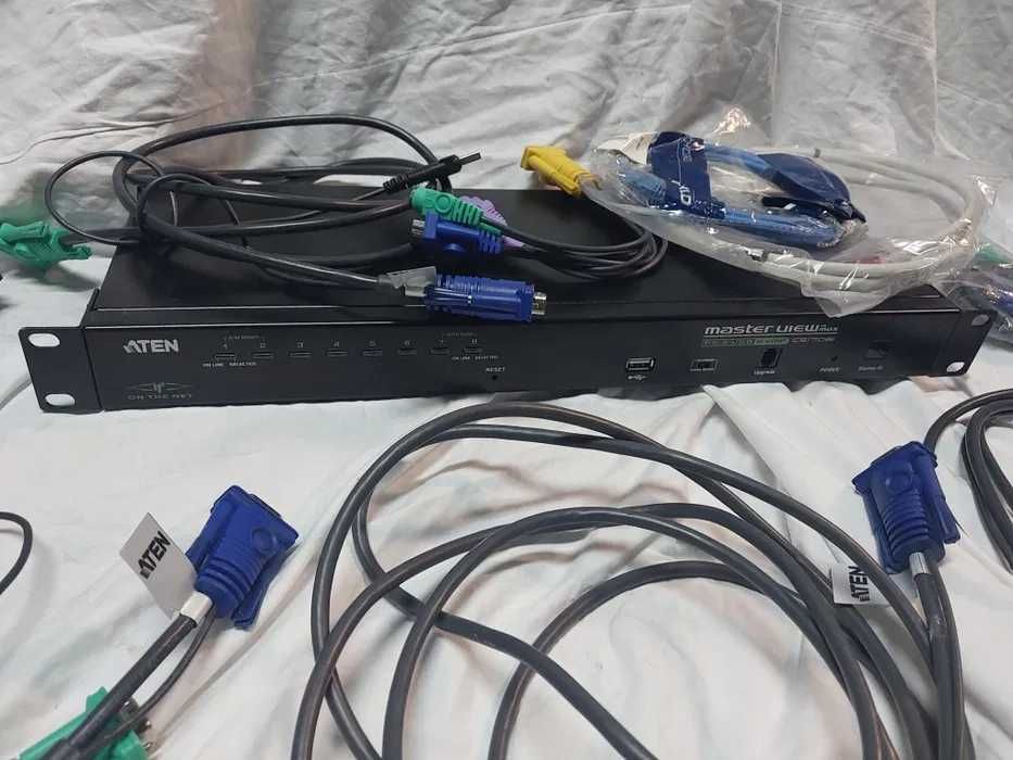 przełącznik KVM 8 portów IP CS1708i Aten 8-Port PS/2-USB+ kable