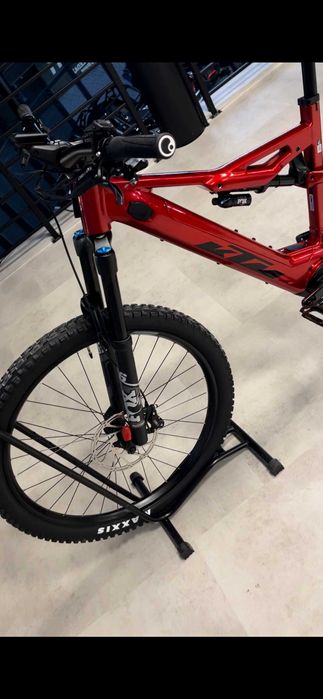 Macina Kapoho 7971 chrome red (black)